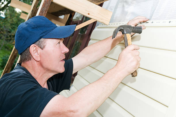 Affordable siding repair and maintenance services in Emory, VA